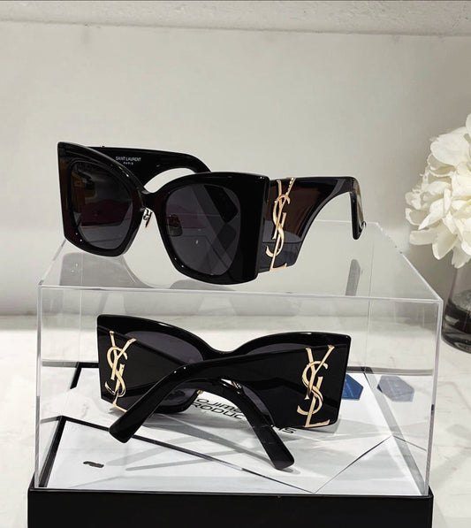 Ysl UV-400 sunglass